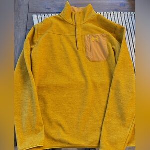 Under Armour Men’s Large quarter zip